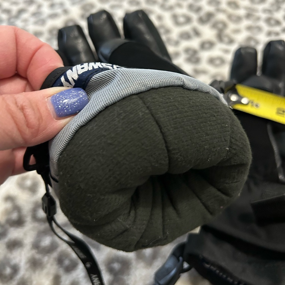 SWANY Jr. Gloves - Picture 7 of 9